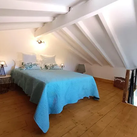 Les Marines Du Soleil Apartment *