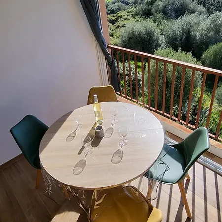 Les Marines Du Soleil Apartment *